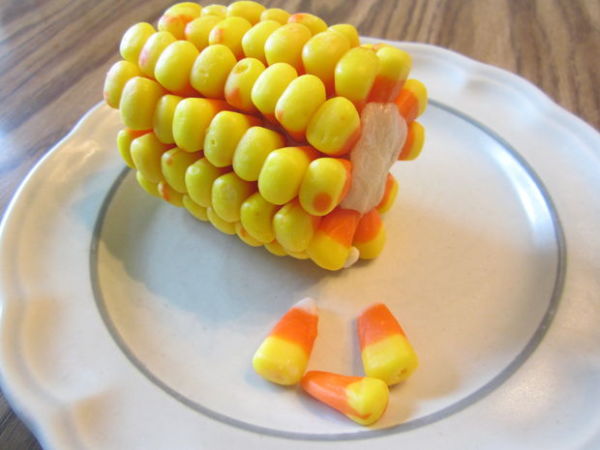Candy-Corn-on-the-Cob